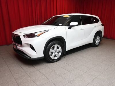 2022 Toyota Highlander LE