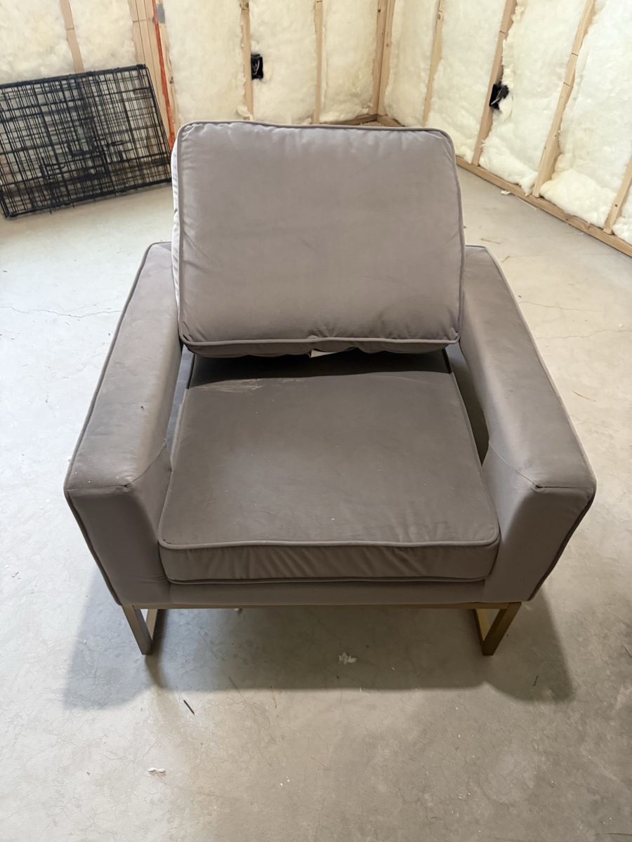 Accent chairs 