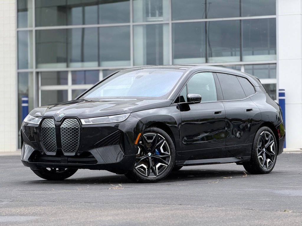 2025 BMW iX xDrive50