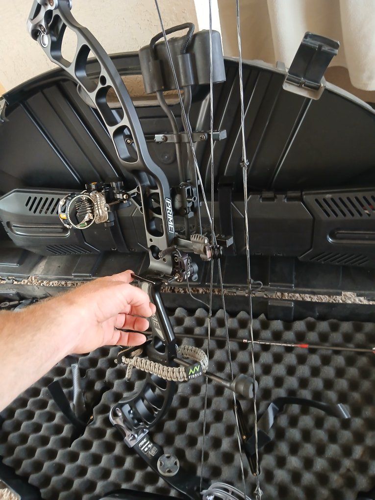 complete hunting set up with Prime Rival Bow