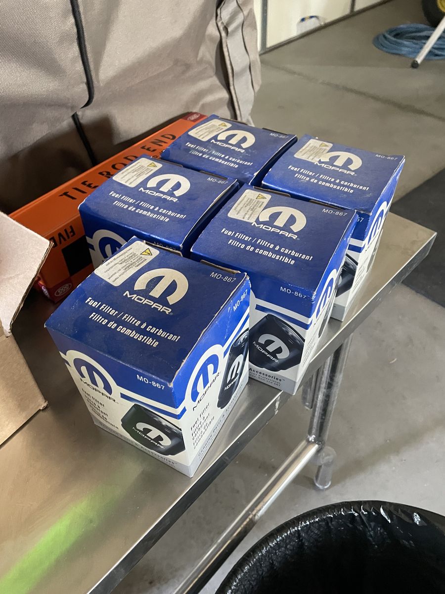 Mopar MO-867 (OEM Part Number 68197867AB)