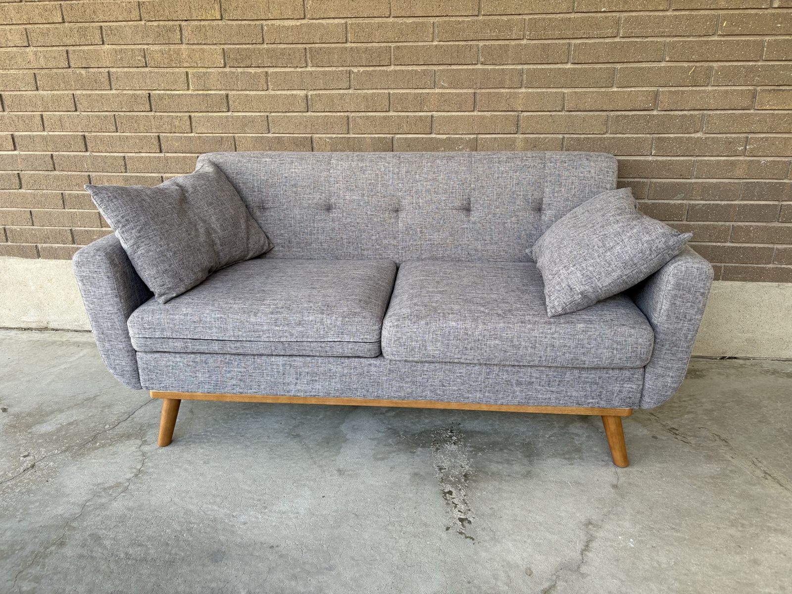 Mid-Century Modern Grey Fabric Loveseat Sofa with Wooden Legs and Tufted Back - Excellent Condition