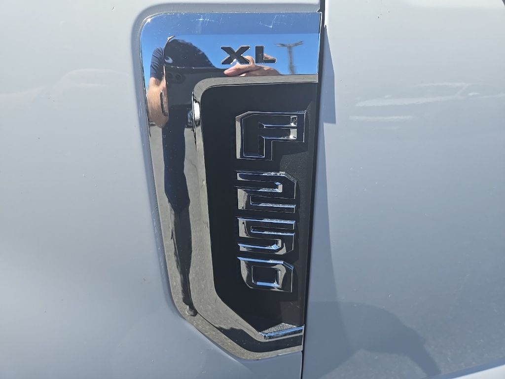 Main image 38
