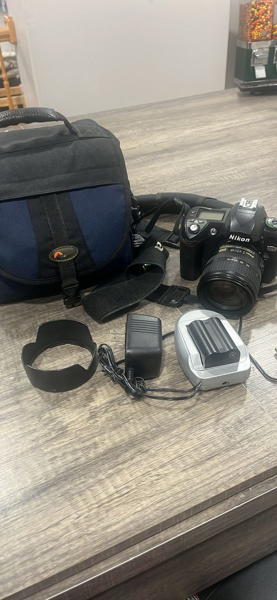 Nikon D70 digital camera