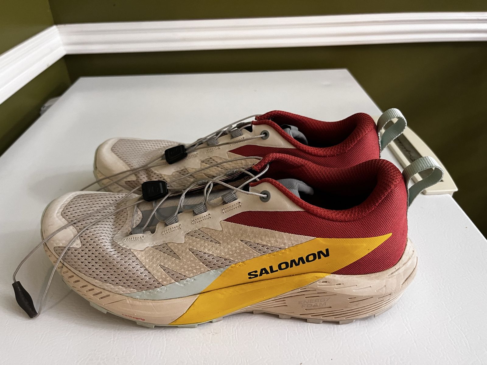 Salomon Trail Shoes Size 10 Women’s