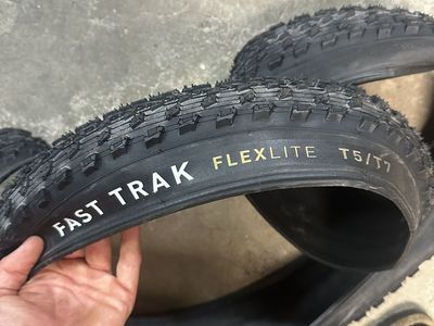 Specialized Fast Trak 29x2.35 (New)
