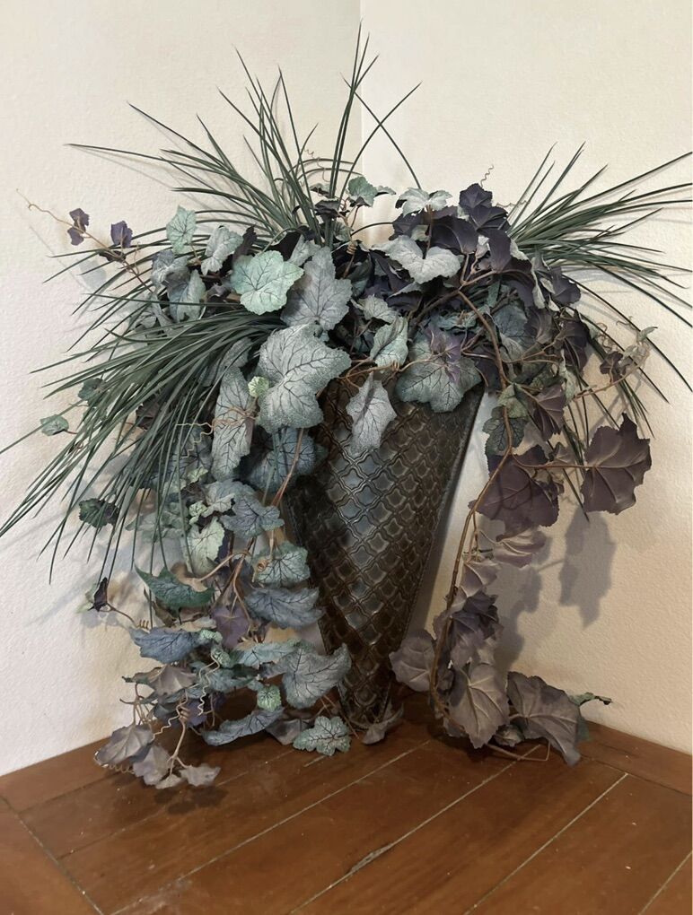 Rustic Wall Vase w/Greenery Décor