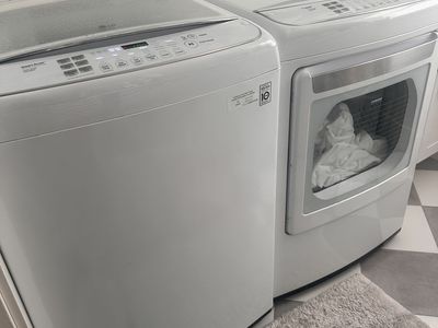 LG Washer And Dryer (with Steam Settings)