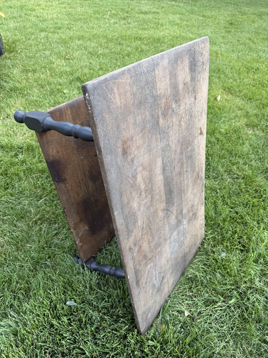 Main image 12