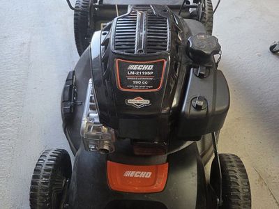 ECHO LM-2110SP 190cc Self-Propelled Walk-Behind Gas Lawn Mower ( PARTS MOWER)
NOT RUNNING