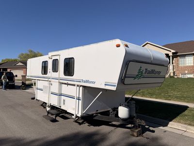 1998 TrailManor Collapsible Trailer