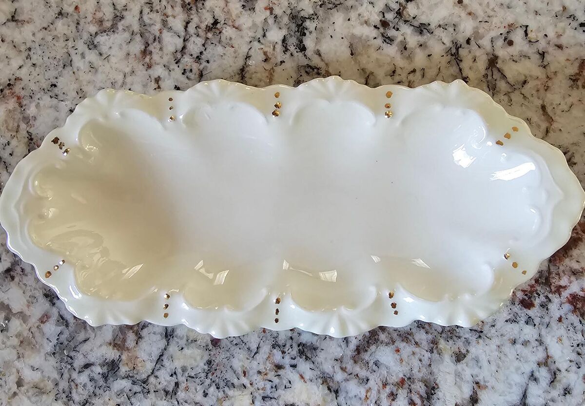 Ruffled Celery Dish - Thomas Bavaria