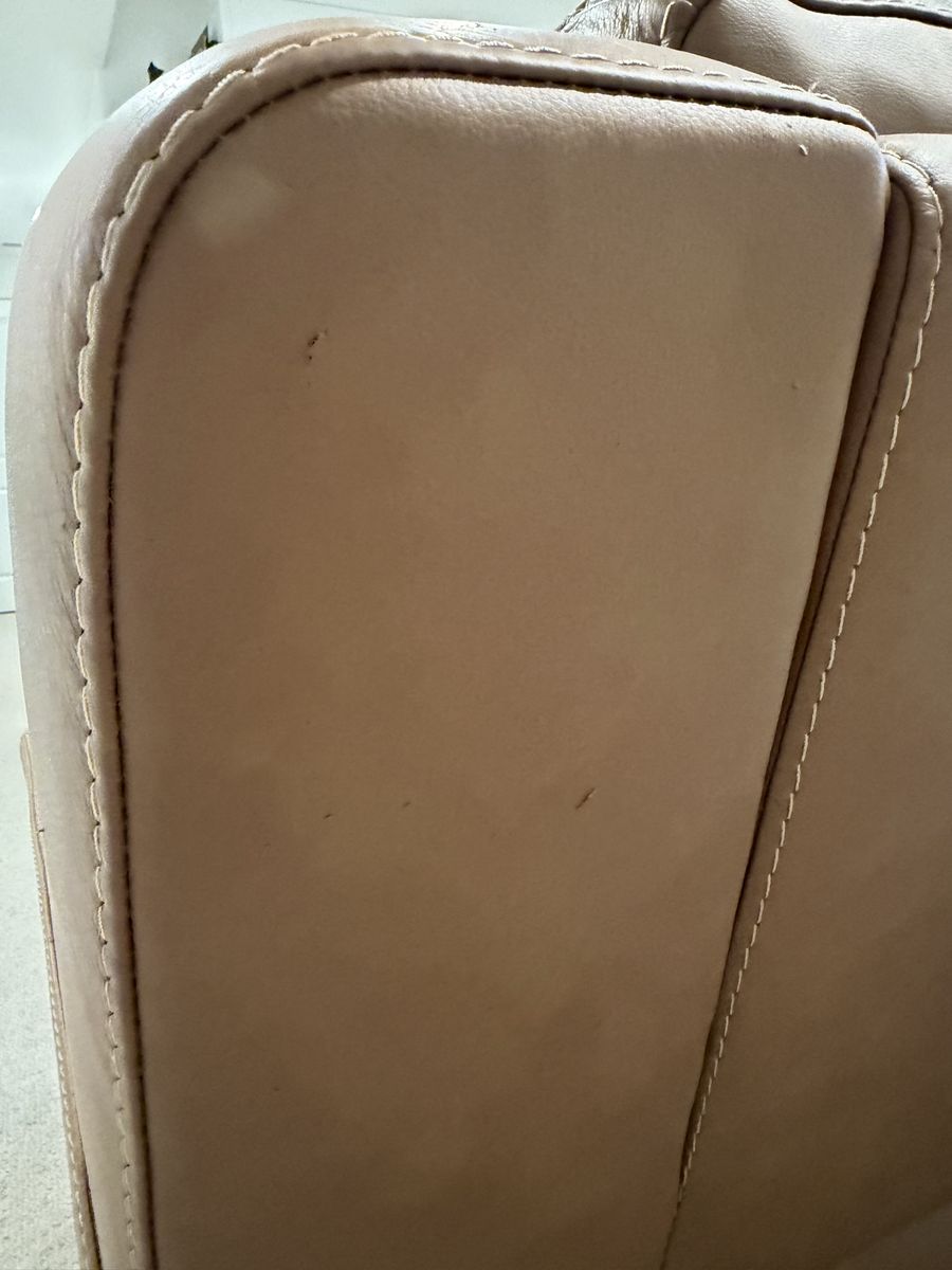 Main image 7