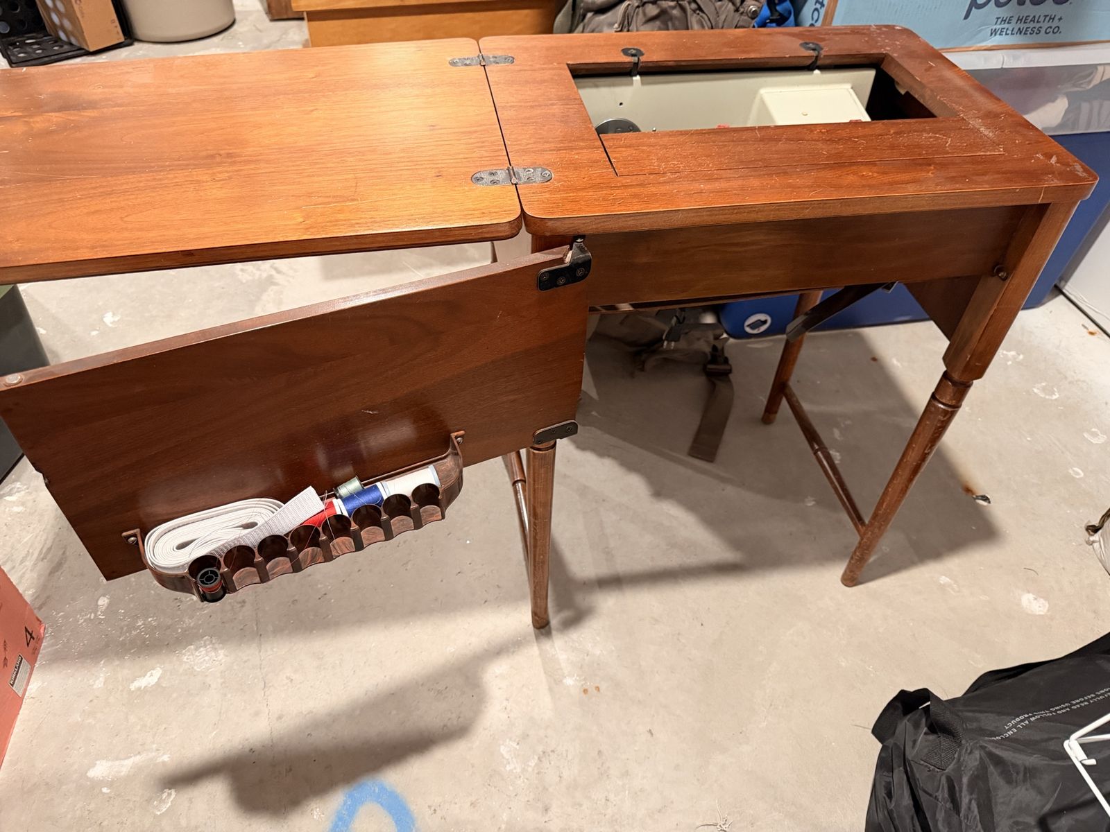Main image 6