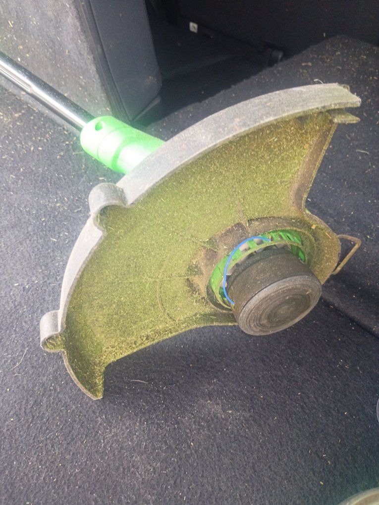 Main image 3