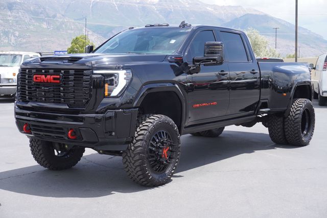 2024 GMC Sierra 3500HD Denali Ultimate