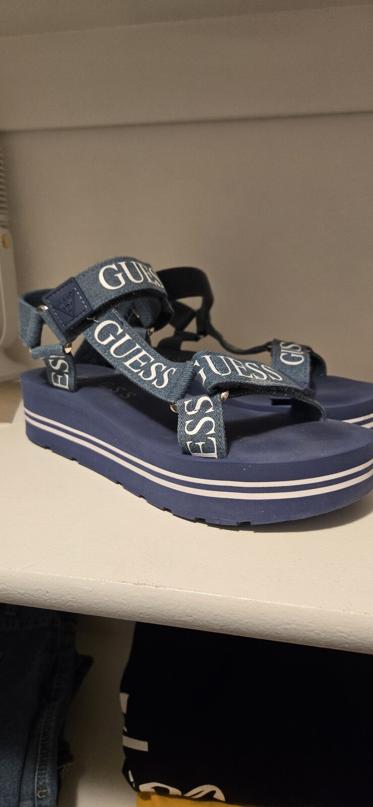 Guess sandals