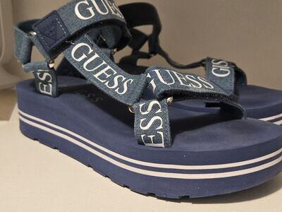 Guess sandals