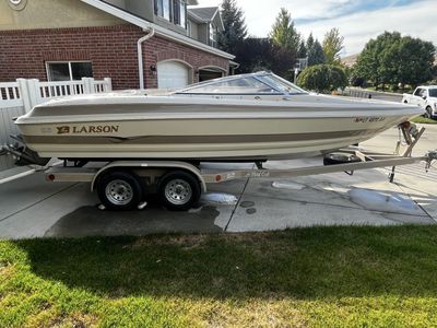 ***2001 Larson Ski Boat For Sale***