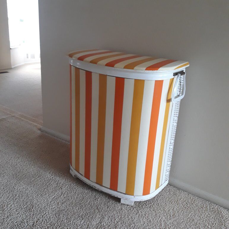 VTG MCM Pearl Wicker Hamper Vunyl Wicker