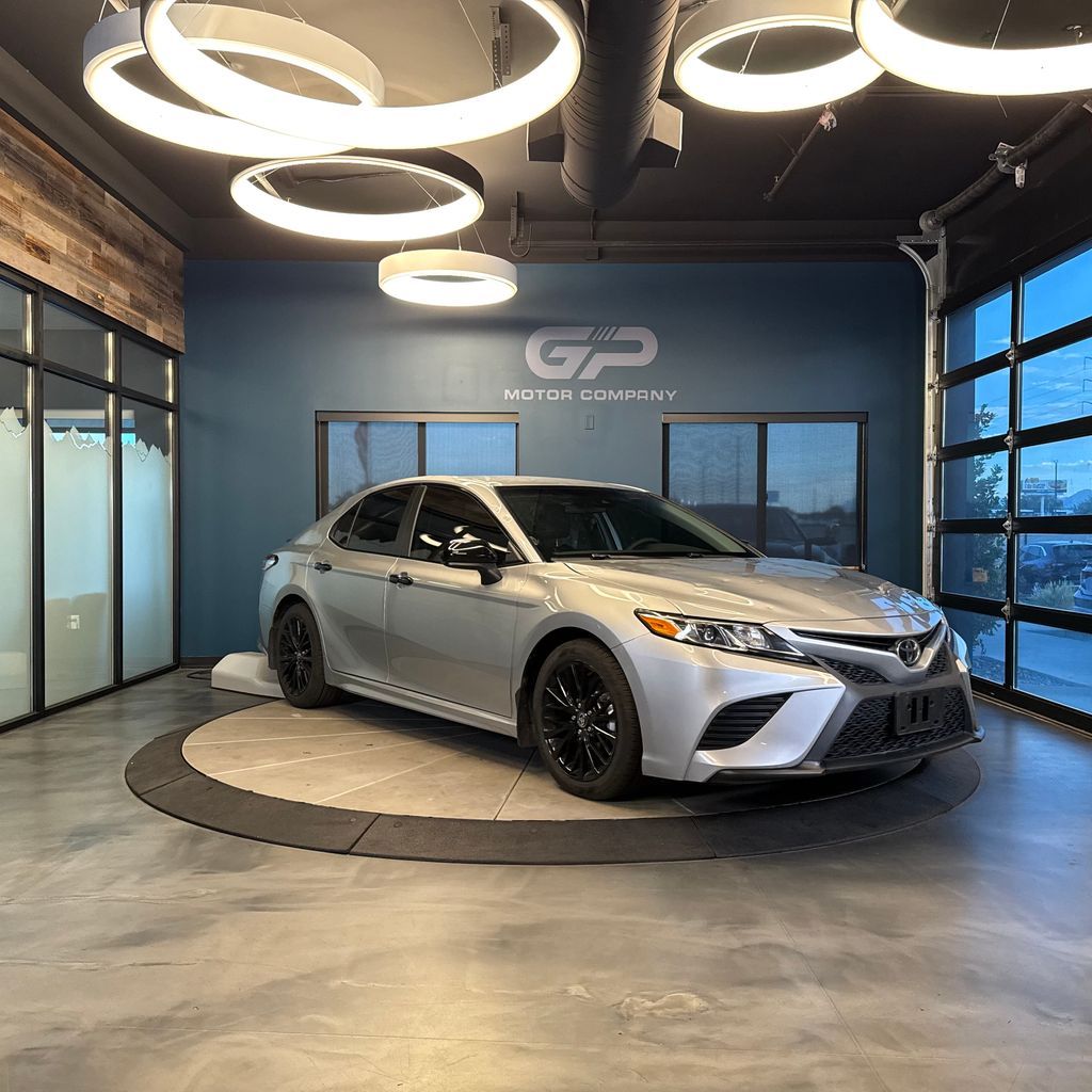 2020 Toyota Camry SE Nightshade
