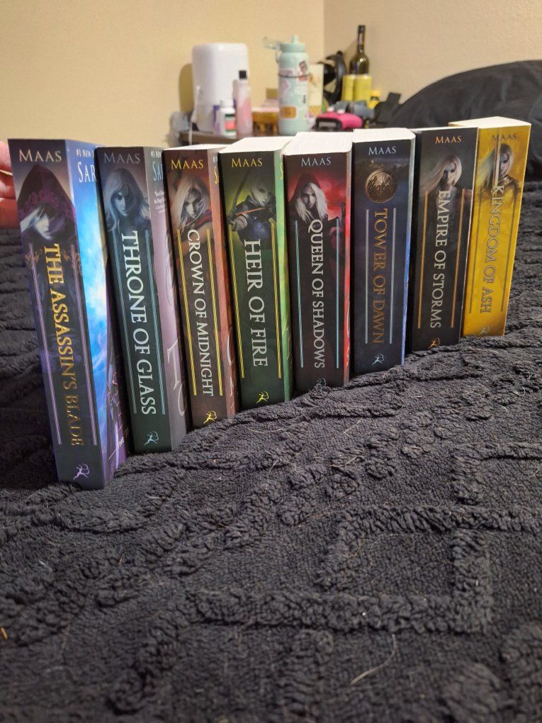 Throne of Glass Series, Out of Print paperbacks