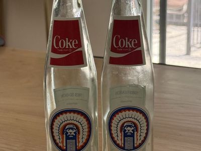 Vintage 1983 Illinois Fighting Illini Coca-Cola Rose Bowl Glass Bottles (Set of 2)