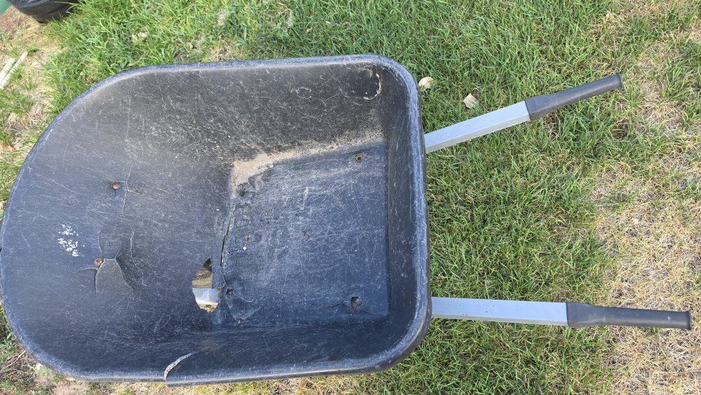 wheel barrow free