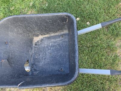 wheel barrow free