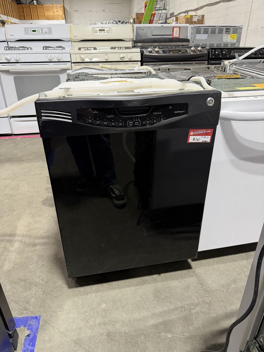 BEST DEALS AROUND! GE BLACK DISHWASHER W-WARRANTY