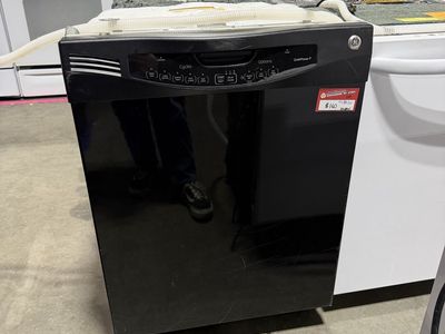 BEST DEALS AROUND! GE BLACK DISHWASHER W-WARRANTY