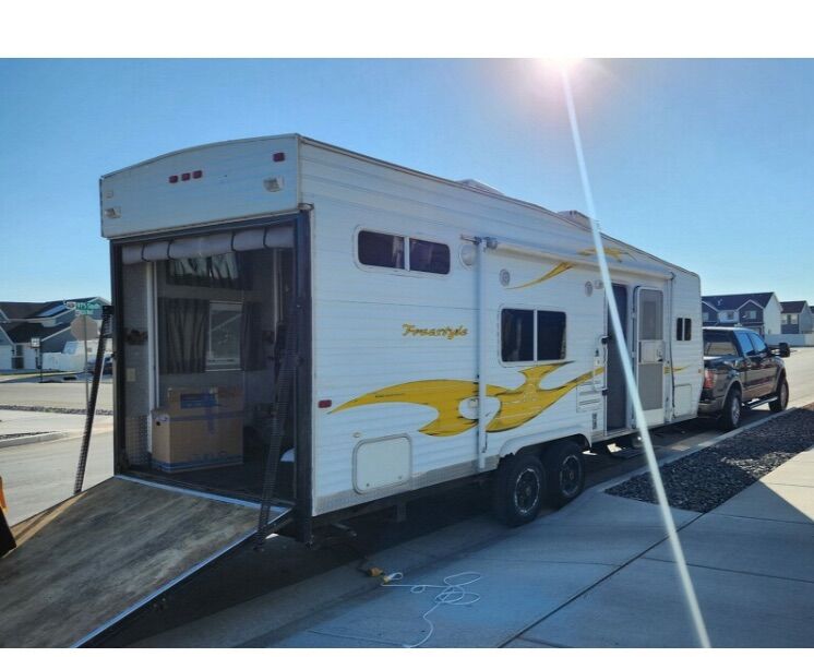 2006 Skyline Freestyle Toyhauler