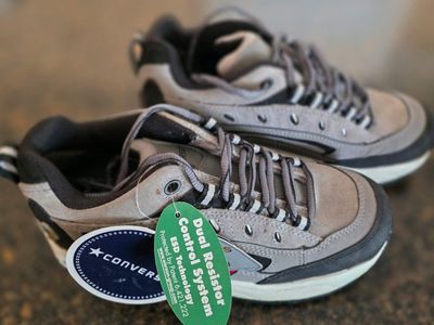 Converse Steel Toe ESD Safety Shoes Women's Grey Leather Work Sneakers