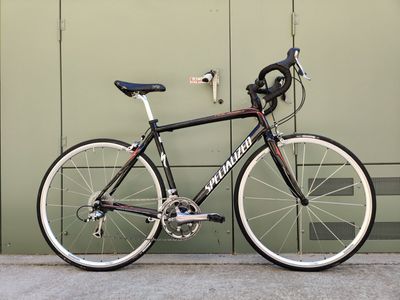 Specialized Roubaix Road Bike SB122-26