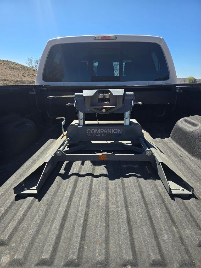 B&W "Compion" 5th wheel trailer hitch