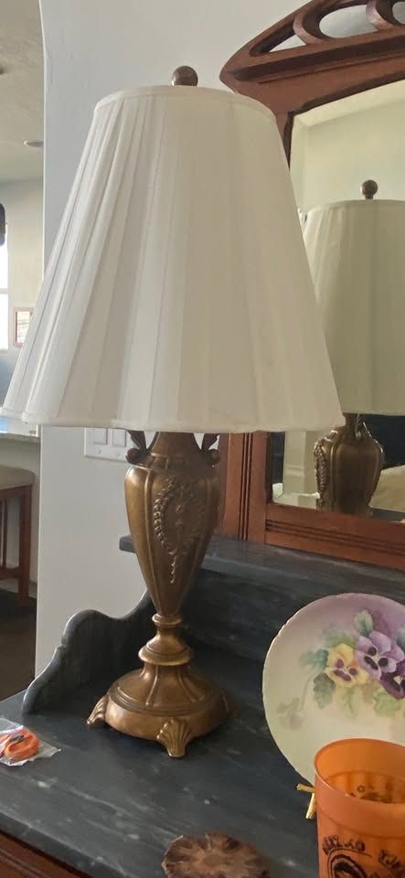 Mid Century Fluted Table Lamp