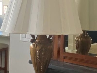 Mid Century Fluted Table Lamp