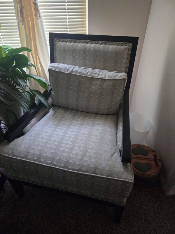 Elegant Upholstered Armchair with Nailhead Trim - Light Patterned Fabric & Dark Wood Frame