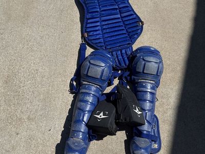 MacGregor Royal Blue Catchers Gear Set - Chest Protector & Leg Guards