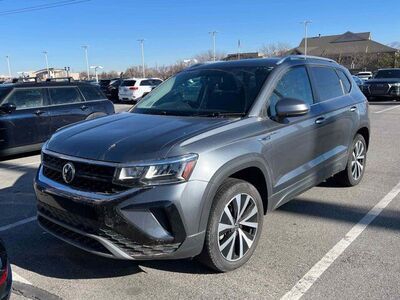 2022 Volkswagen Taos SE 4Motion