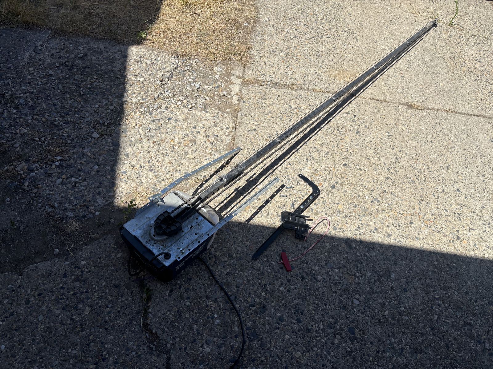 Main image 5