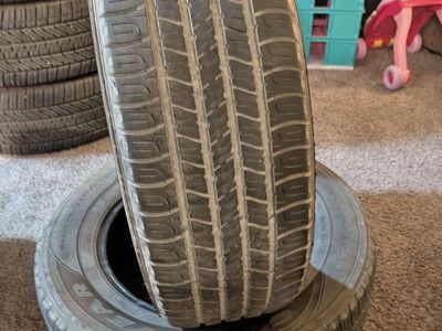 225/65R17 GOOD YEAR