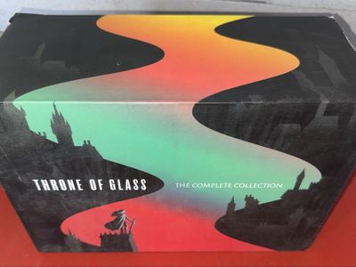 Throne of Glass Complete 8 Book Set