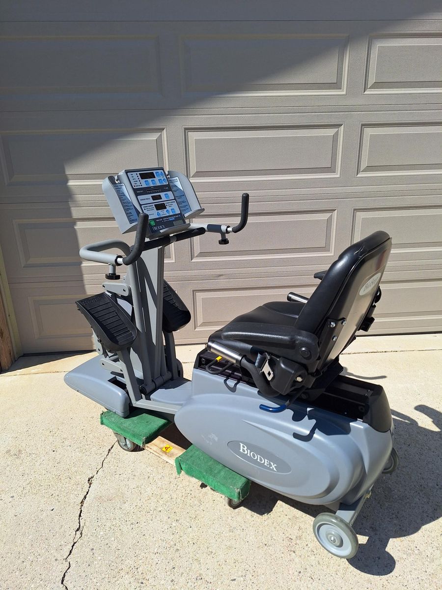 BioDex BioStep Recumbent Elliptical