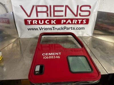 Kenworth T600 Front Door Assembly