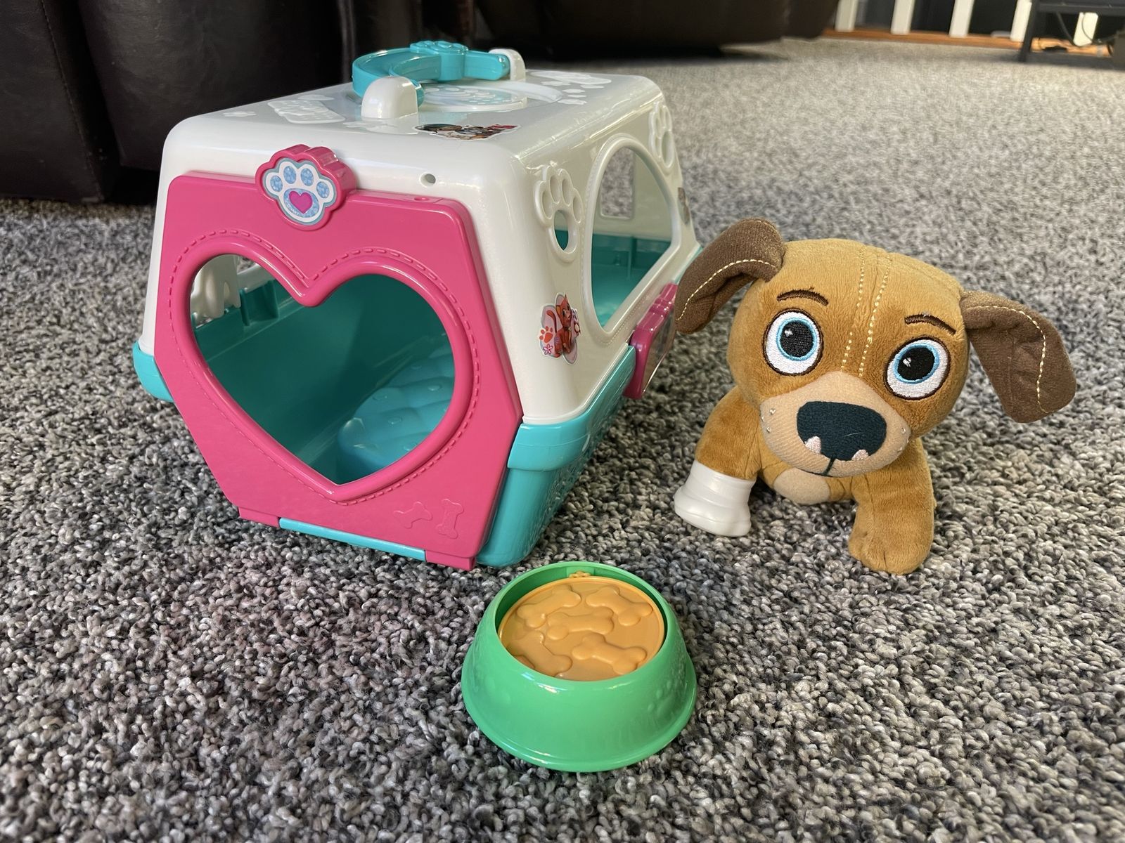 Doc McStuffins Pet Rescue On-the-Go Pet Carrier Playset