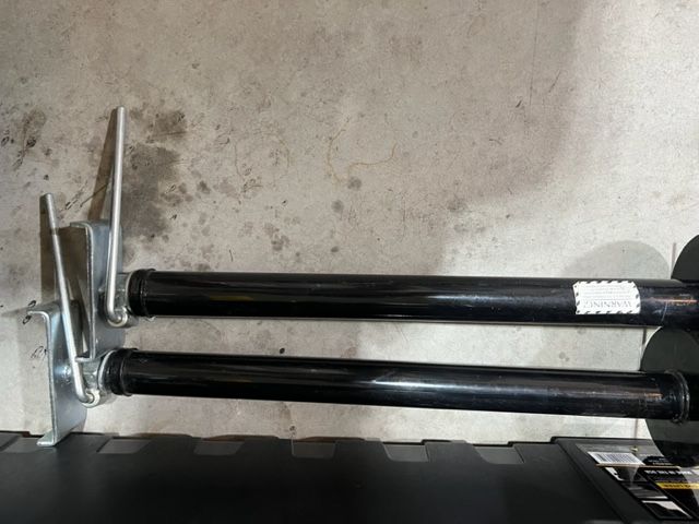 Slide-out stabilizer jacks