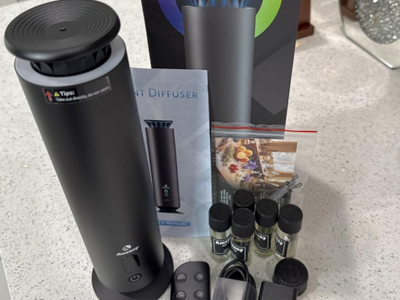 New in box Aromatherapy Diffuser Included 5 Scent Oils