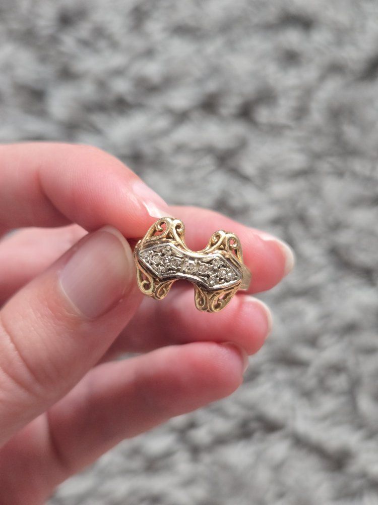14k WTJ Diamond Ring