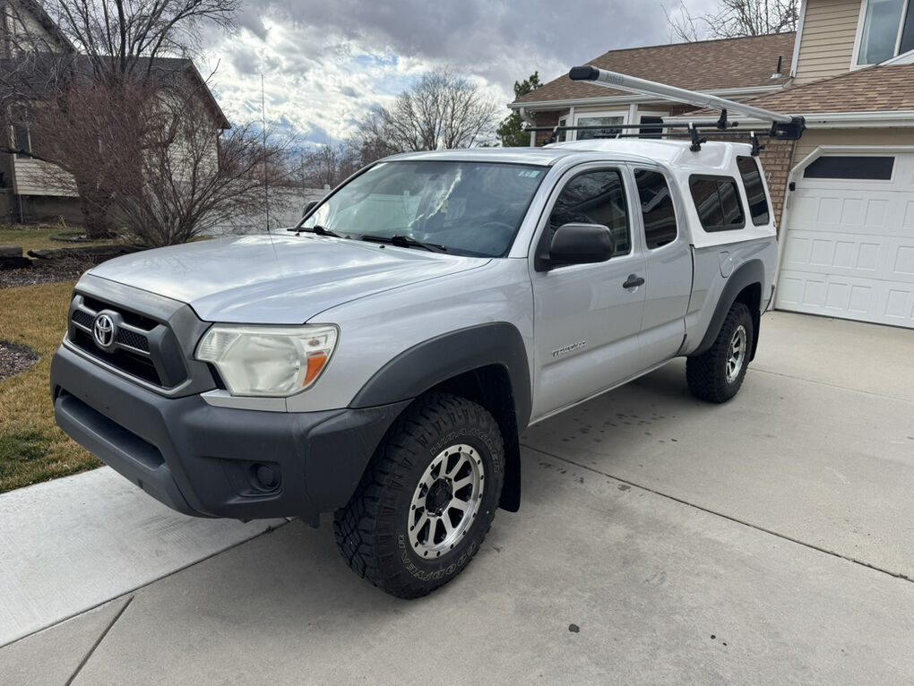 2013 TOYOTA TACOMA